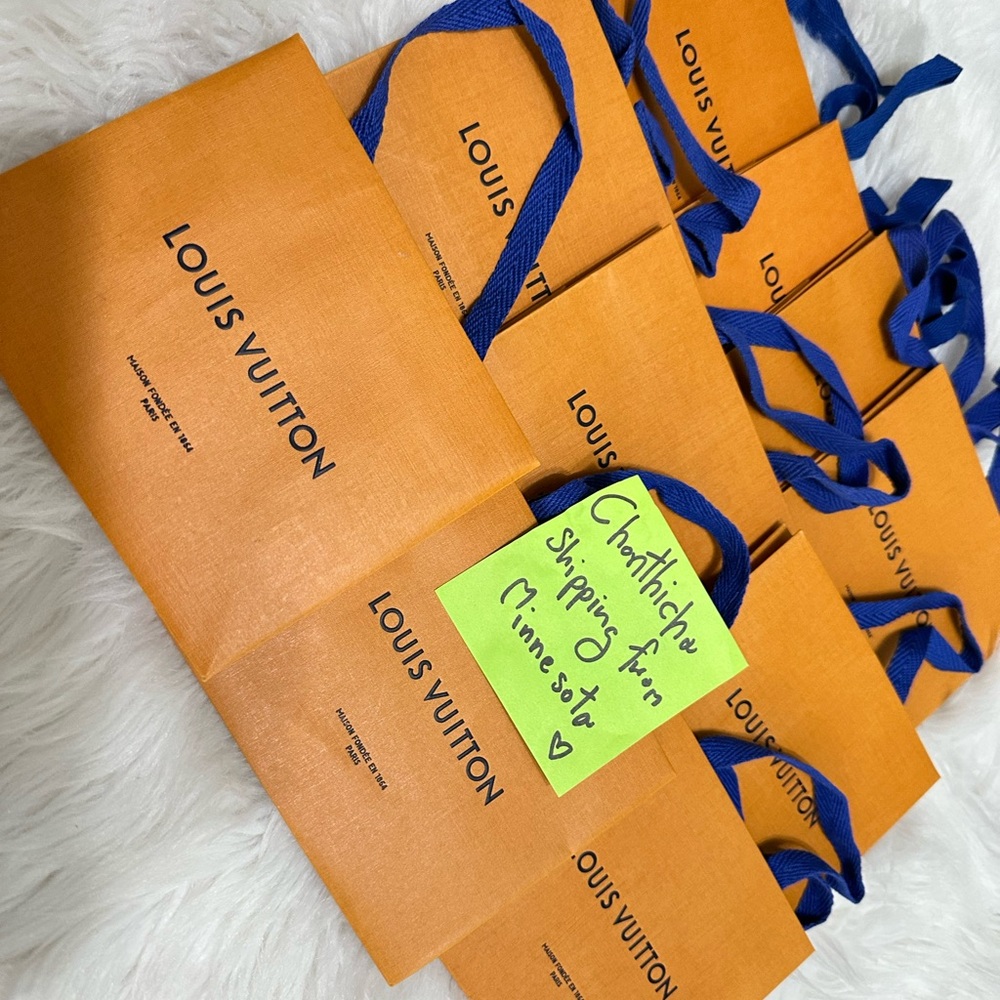 Louis Vuitton Mini Paper Bags
